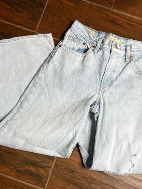 Levi’s Premium XL Straight Distressed Light Wash Wide Leg Denim Jeans